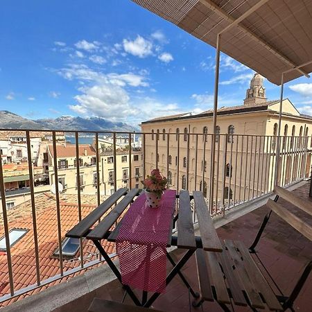 La Finestra Sul Duomo Daire Gaeta Dış mekan fotoğraf