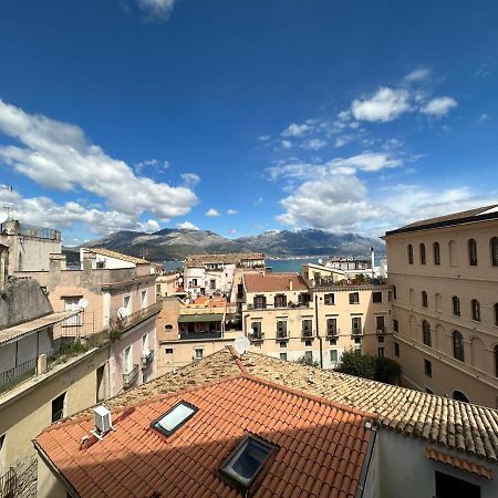 La Finestra Sul Duomo Daire Gaeta Dış mekan fotoğraf