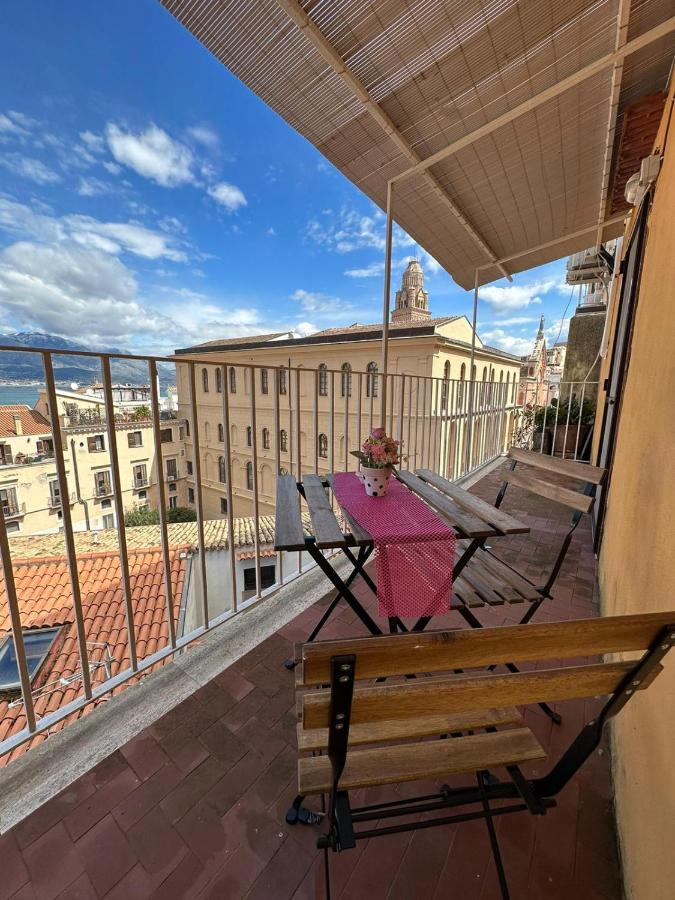 La Finestra Sul Duomo Daire Gaeta Dış mekan fotoğraf